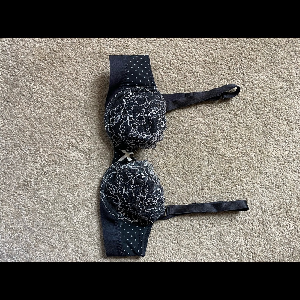 🤍🖤B- Tempted Laced Bralette 🖤🤍